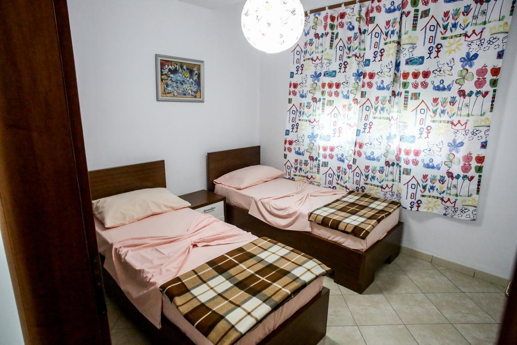 Adriatic Apartments Albania Durrës Exteriör bild